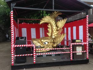 名古屋城の金のシャチホコの写真